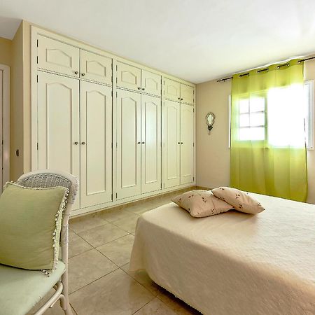 Apartment Sunset Harbour Адехе Екстериор снимка