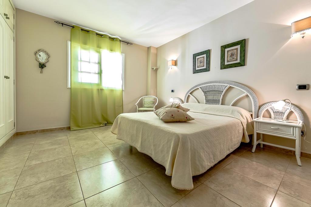 Apartment Sunset Harbour Адехе Екстериор снимка
